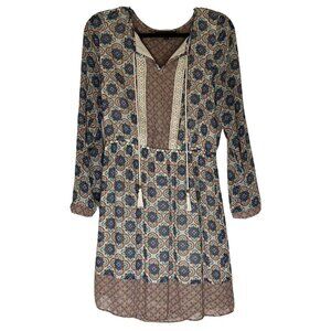 Signature Studio Women’s Dress Crochet Detail Sheer Lined Size Medium‎